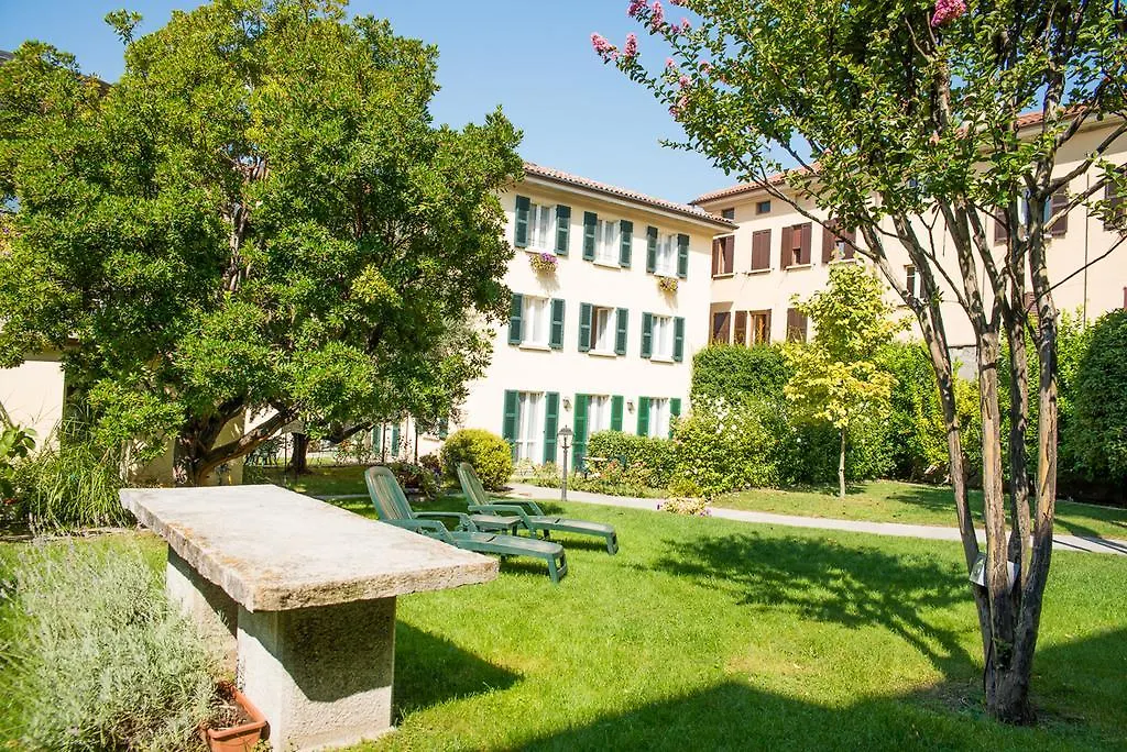 *** Aparthotel Residence La Limonera Bellagio Italy