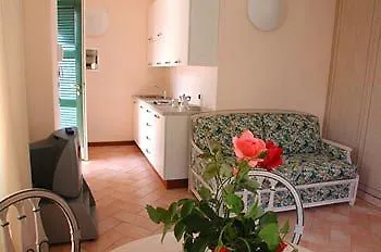 *** Aparthotel Residence La Limonera Bellagio Italy